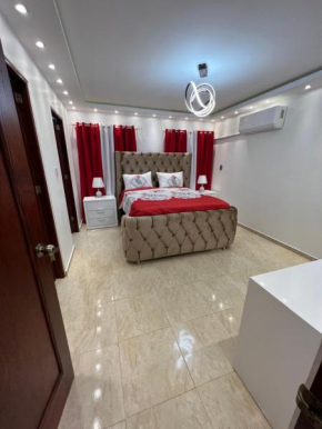 Hermoso y confortable apartamento en primer nivel